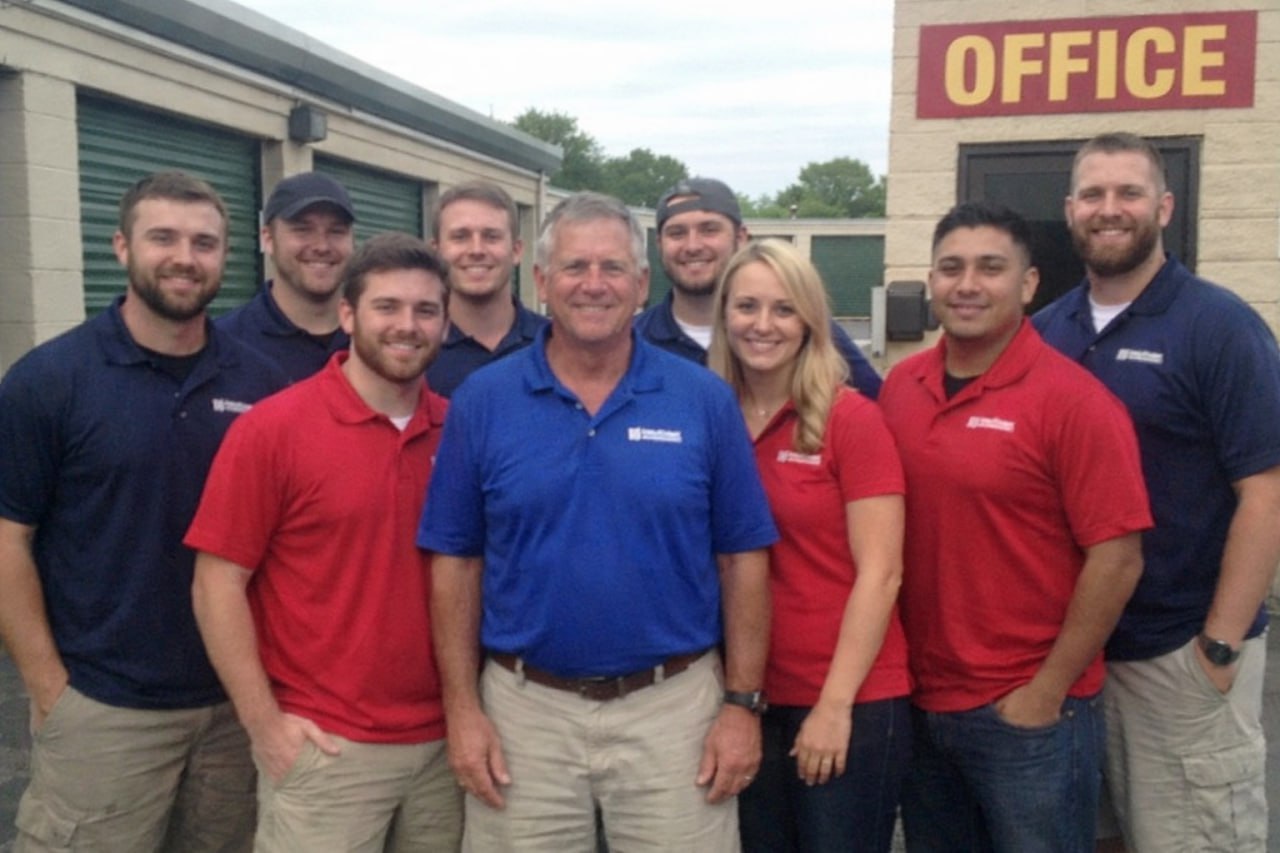 Water damage restoration professionals in Perth Amboy, NJ